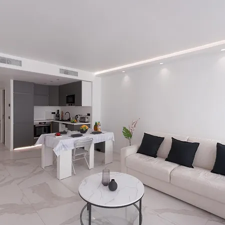 Appartement L'unique Maubourg - Next Martinez - Terrasse *