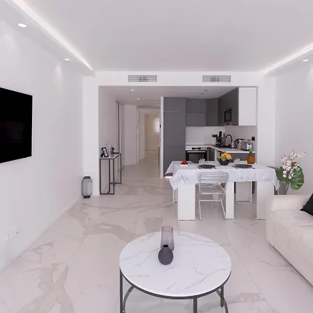 L'unique Maubourg - Next Martinez - Terrasse Apartment Cannes