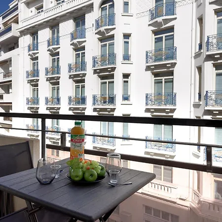 L'unique Maubourg - Next Martinez - Terrasse * Cannes